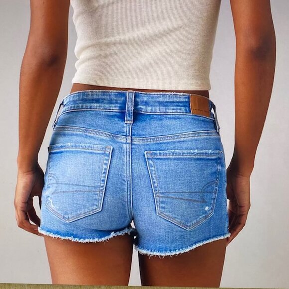 AE Next Level High-Waisted Ripped Denim Short Short size 4 - Picture 3 of 8